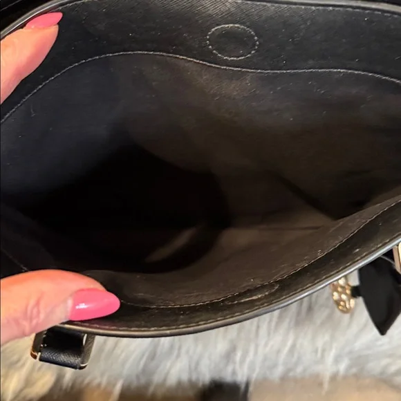 Tory Burch Black Tote Bag PRICE FIRM - Picture 5 of 15